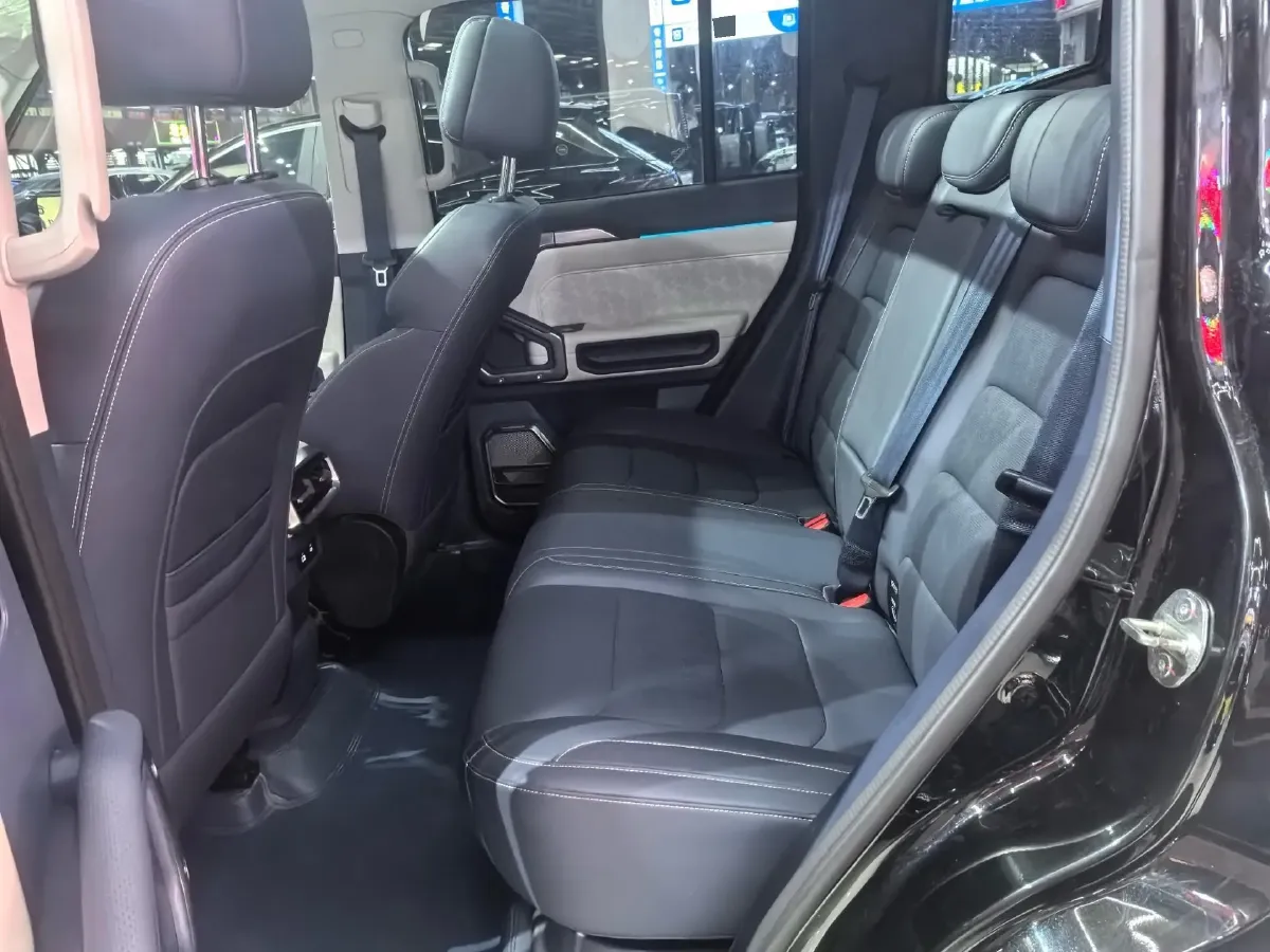 2024 Jetour ShanHai TravellerC-DM 1.5T 156HP L4 3DHT PHEV 26.7KWH,autocango,china used car exporter,china ev exporter,chinese used car exporter,chinese used ev exporter