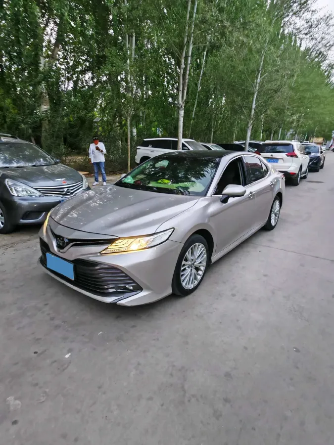 2018 Toyota Camry 2.5L 209HP L4 8AT,autocango,china used car exporter,china ev exporter,chinese used car exporter,chinese used ev exporter