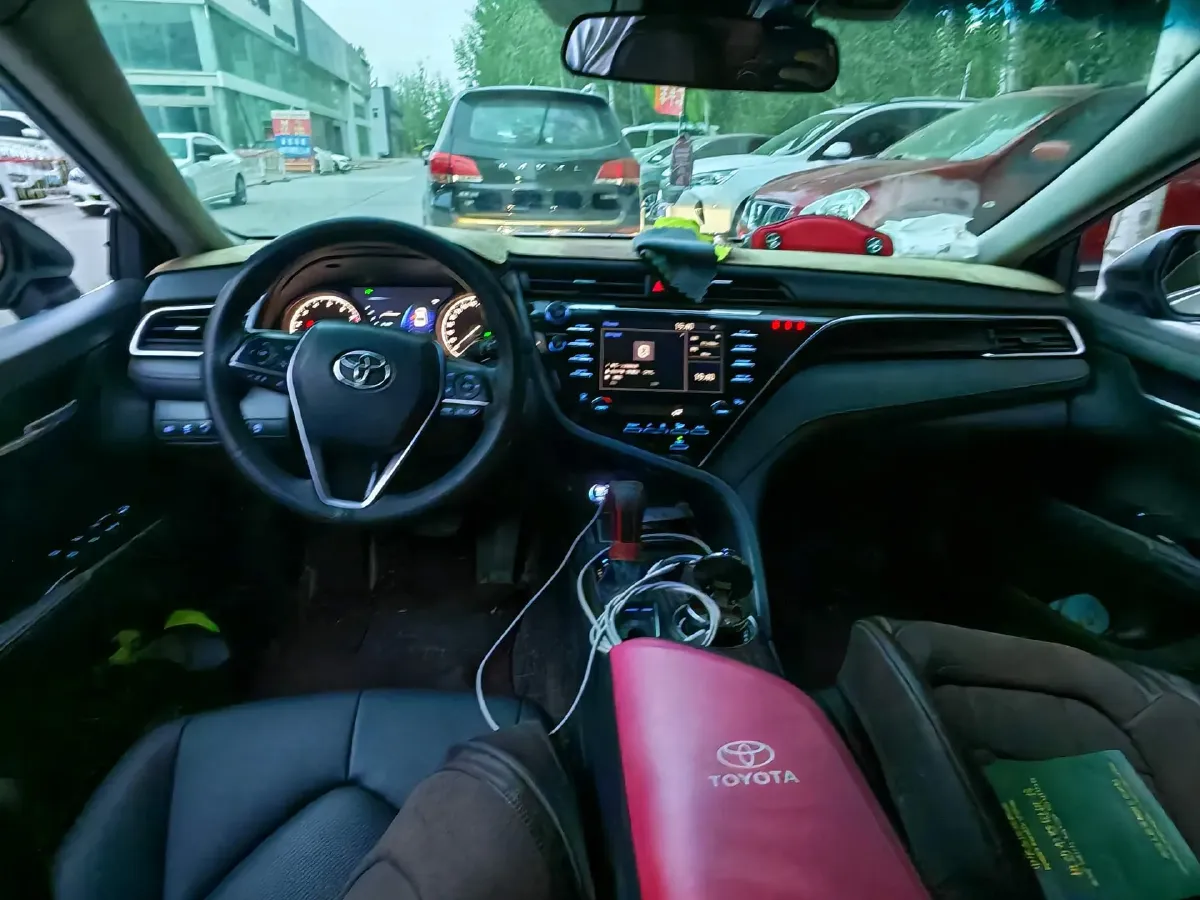 2018 Toyota Camry 2.5L 209HP L4 8AT,autocango,china used car exporter,china ev exporter,chinese used car exporter,chinese used ev exporter