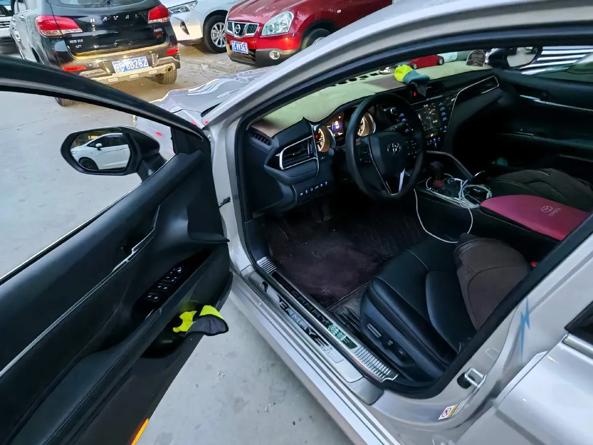 2018 Toyota Camry 2.5L 209HP L4 8AT,autocango,china used car exporter,china ev exporter,chinese used car exporter,chinese used ev exporter