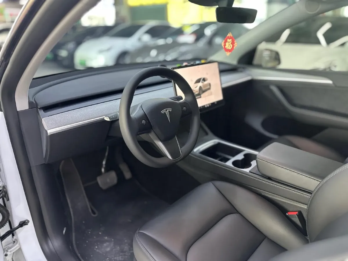 2024 Iveco OuSheng BEV 77.28KWH,autocango,china used car exporter,china ev exporter,chinese used car exporter,chinese used ev exporter