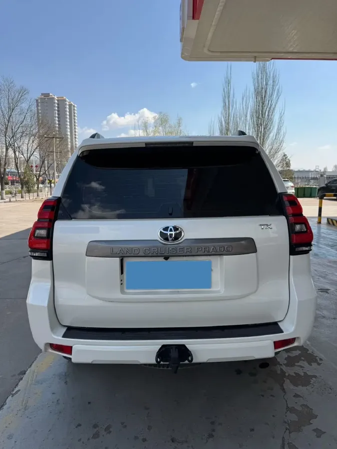 2018 Land Rover Discovery Sport 2.0T 241HP L4 9AT,autocango,china used car exporter,china ev exporter,chinese used car exporter,chinese used ev exporter