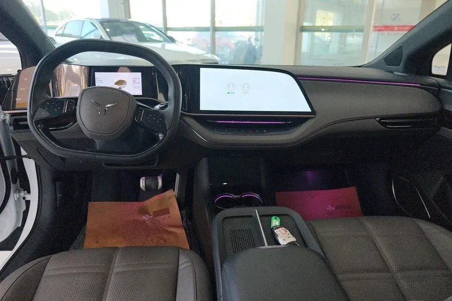 2024 HongQi EH7 BEV 85KWH,autocango,china used car exporter,china ev exporter,chinese used car exporter,chinese used ev exporter