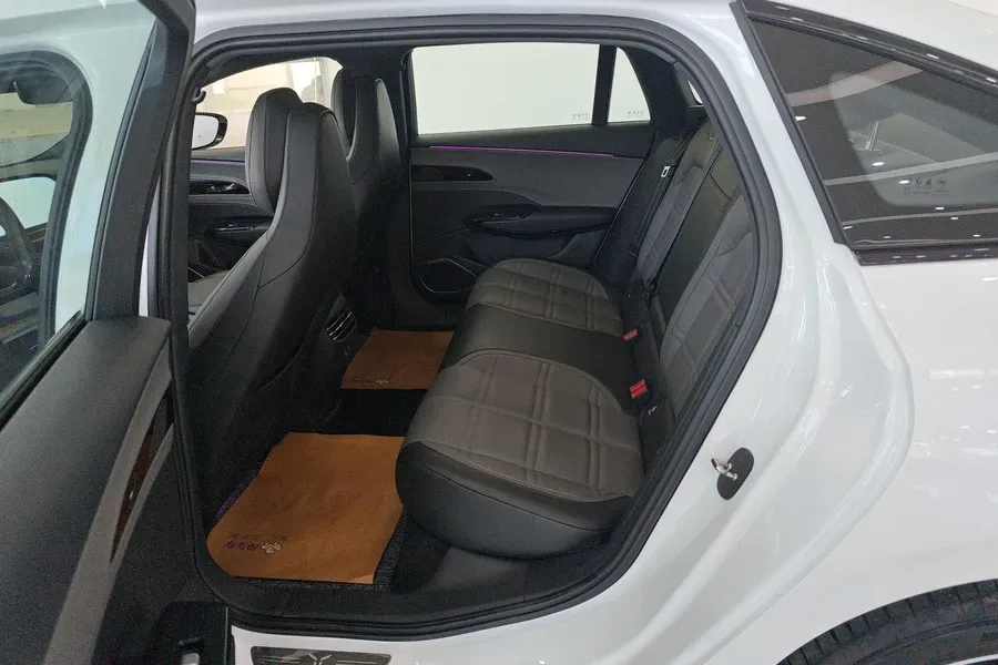 2024 HongQi EH7 BEV 85KWH,autocango,china used car exporter,china ev exporter,chinese used car exporter,chinese used ev exporter