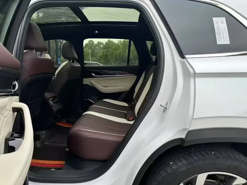 2021 Geely Monjaro 2.0T 218HP L4 7DCT,autocango,china used car exporter,china ev exporter,chinese used car exporter,chinese used ev exporter