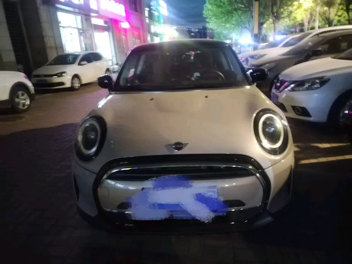 2023 MINI MINI 1.5T 136HP L3 7DCT,autocango,china used car exporter,china ev exporter,chinese used car exporter,chinese used ev exporter