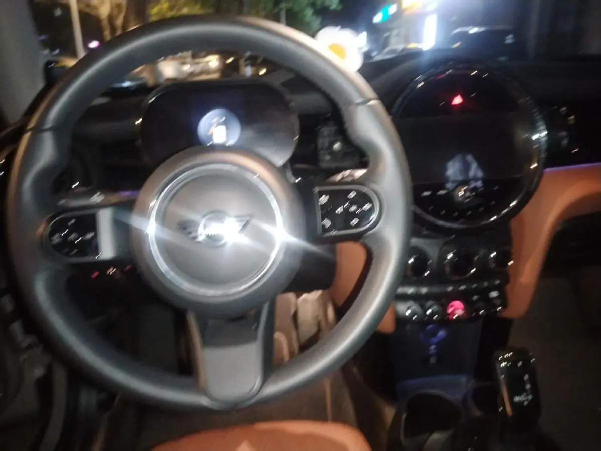 2023 MINI MINI 1.5T 136HP L3 7DCT,autocango,china used car exporter,china ev exporter,chinese used car exporter,chinese used ev exporter