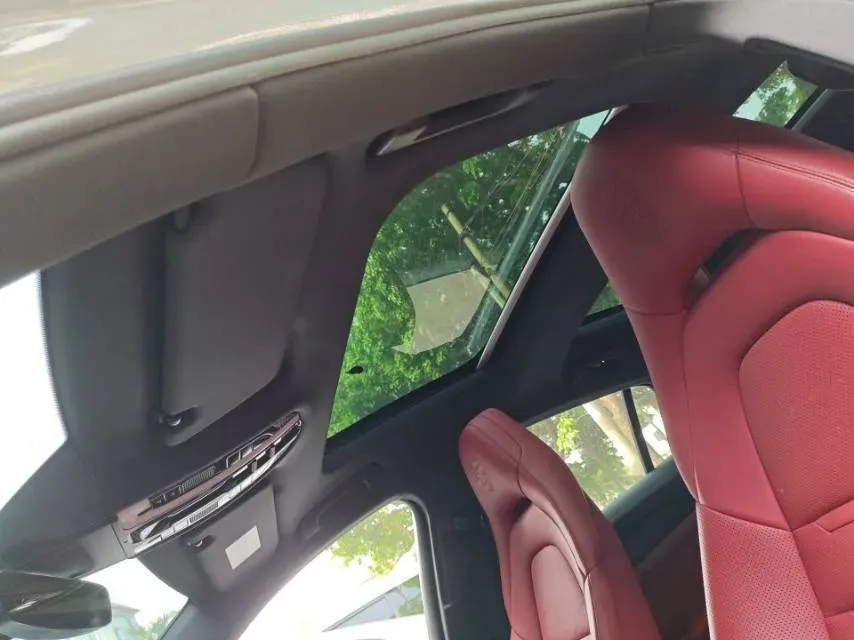 2017 BMW X6 3.0T 306HP L6 8AT,autocango,china used car exporter,china ev exporter,chinese used car exporter,chinese used ev exporter