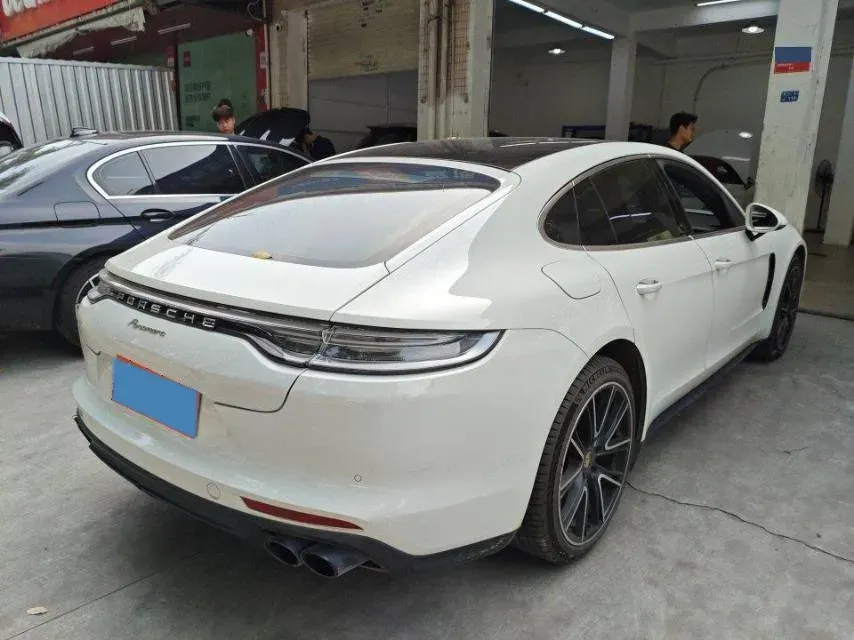 2017 BMW X6 3.0T 306HP L6 8AT,autocango,china used car exporter,china ev exporter,chinese used car exporter,chinese used ev exporter