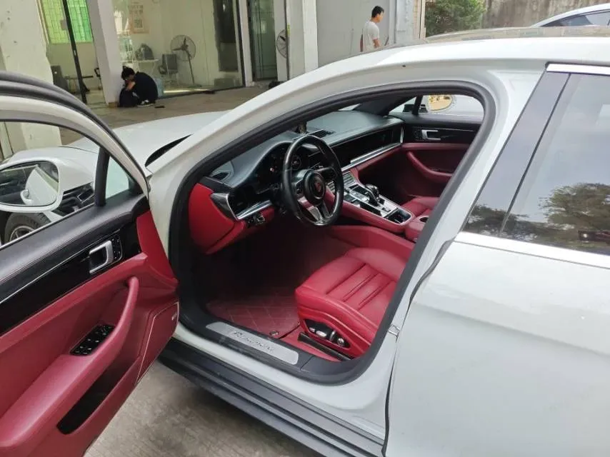 2017 BMW X6 3.0T 306HP L6 8AT,autocango,china used car exporter,china ev exporter,chinese used car exporter,chinese used ev exporter