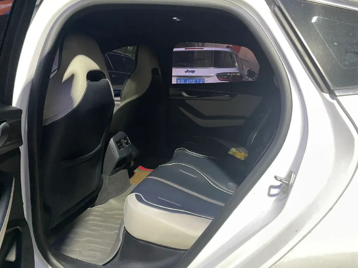 2021 Haval F7 1.5T 169HP L4 7DCT,autocango,china used car exporter,china ev exporter,chinese used car exporter,chinese used ev exporter