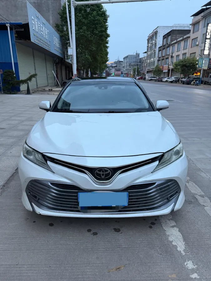 2018 Toyota Camry 2.5L 209HP L4 8AT,autocango,china used car exporter,china ev exporter,chinese used car exporter,chinese used ev exporter