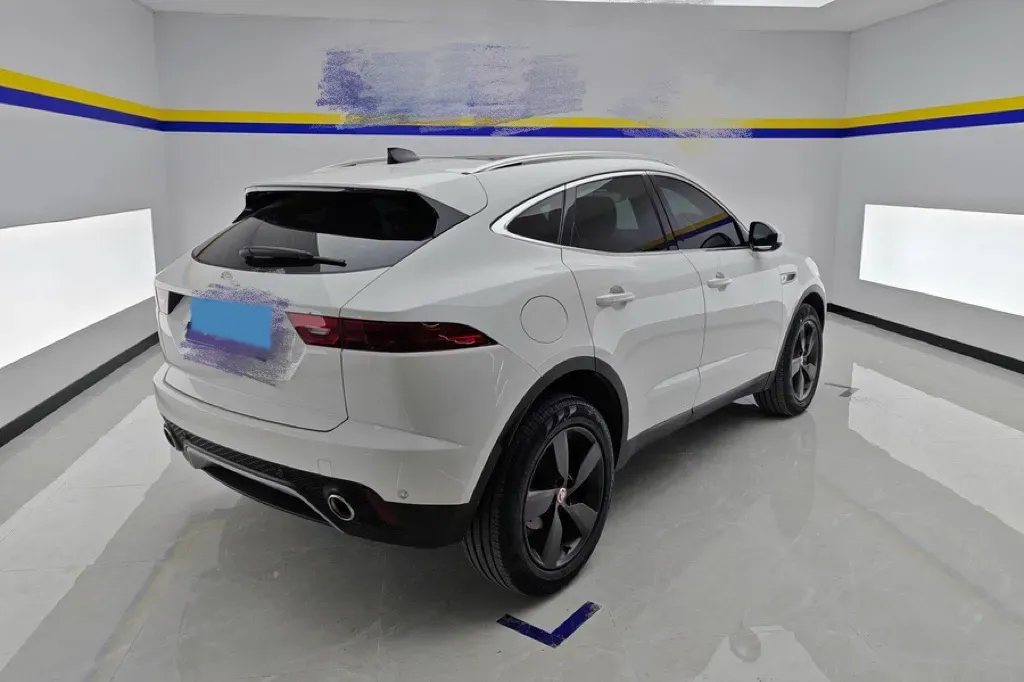 2024 Jaguar E-PACE 1.5T 200HP L3 8AT,autocango,china used car exporter,china ev exporter,chinese used car exporter,chinese used ev exporter