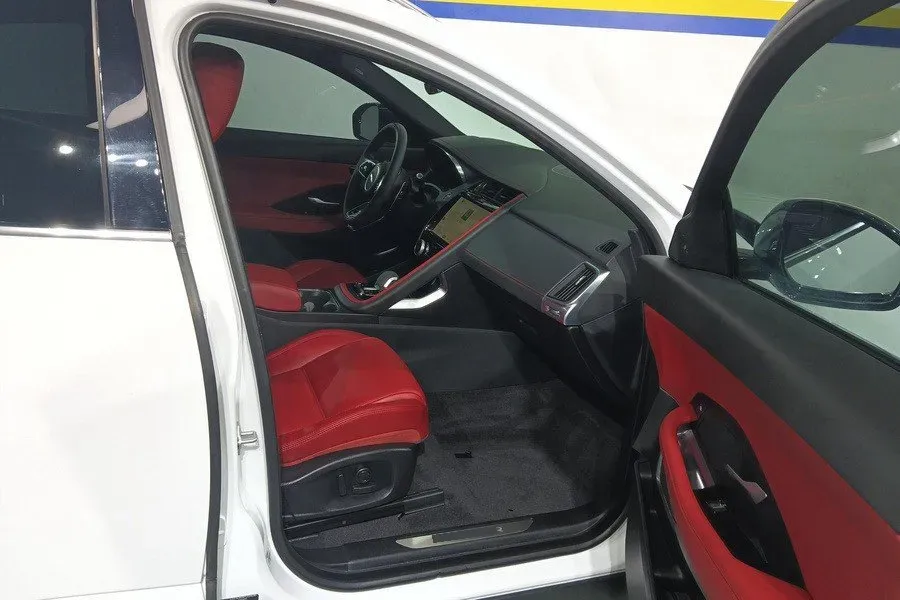 2024 Jaguar E-PACE 1.5T 200HP L3 8AT,autocango,china used car exporter,china ev exporter,chinese used car exporter,chinese used ev exporter