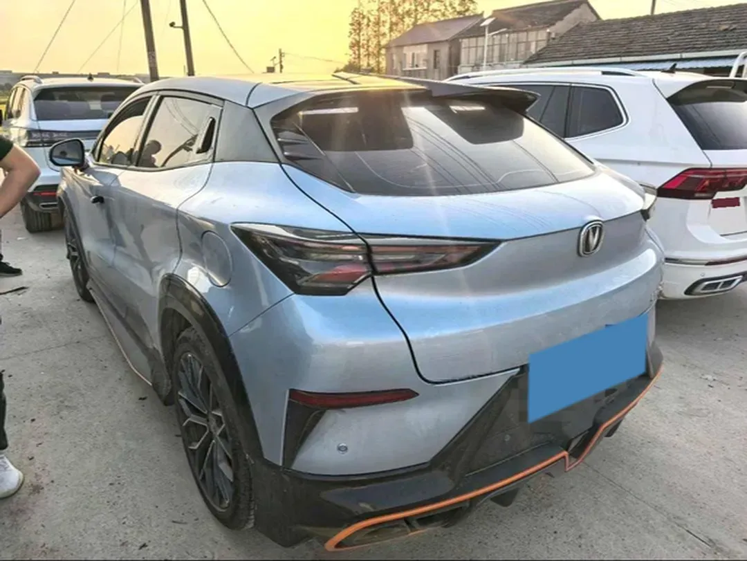 2022 ChangAn UNI-T 1.5T 188HP L4 7DCT,autocango,china used car exporter,china ev exporter,chinese used car exporter,chinese used ev exporter