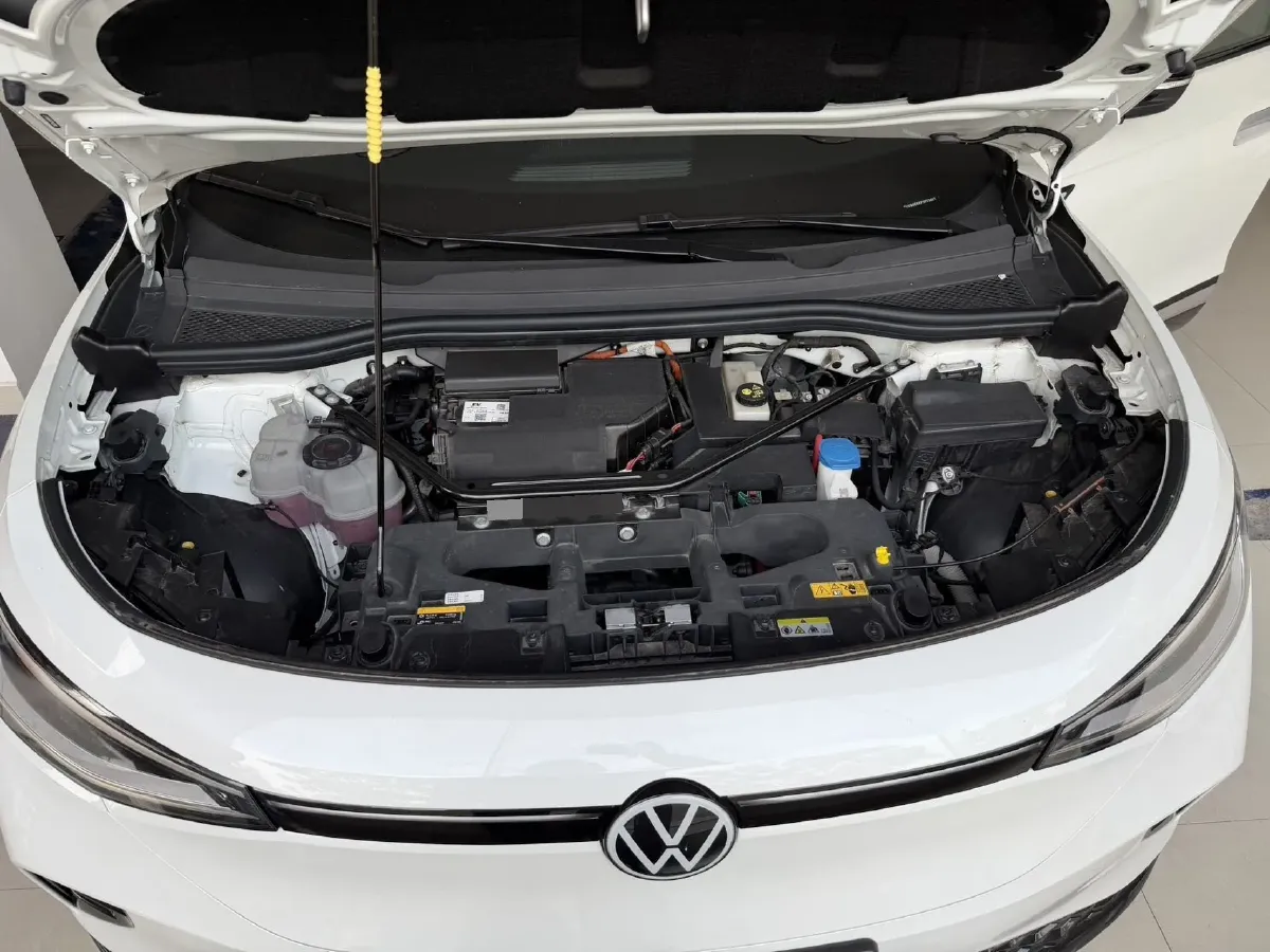 2024 Volkswagen ID.4 Crozz BEV 84.8KWH,autocango,china used car exporter,china ev exporter,chinese used car exporter,chinese used ev exporter