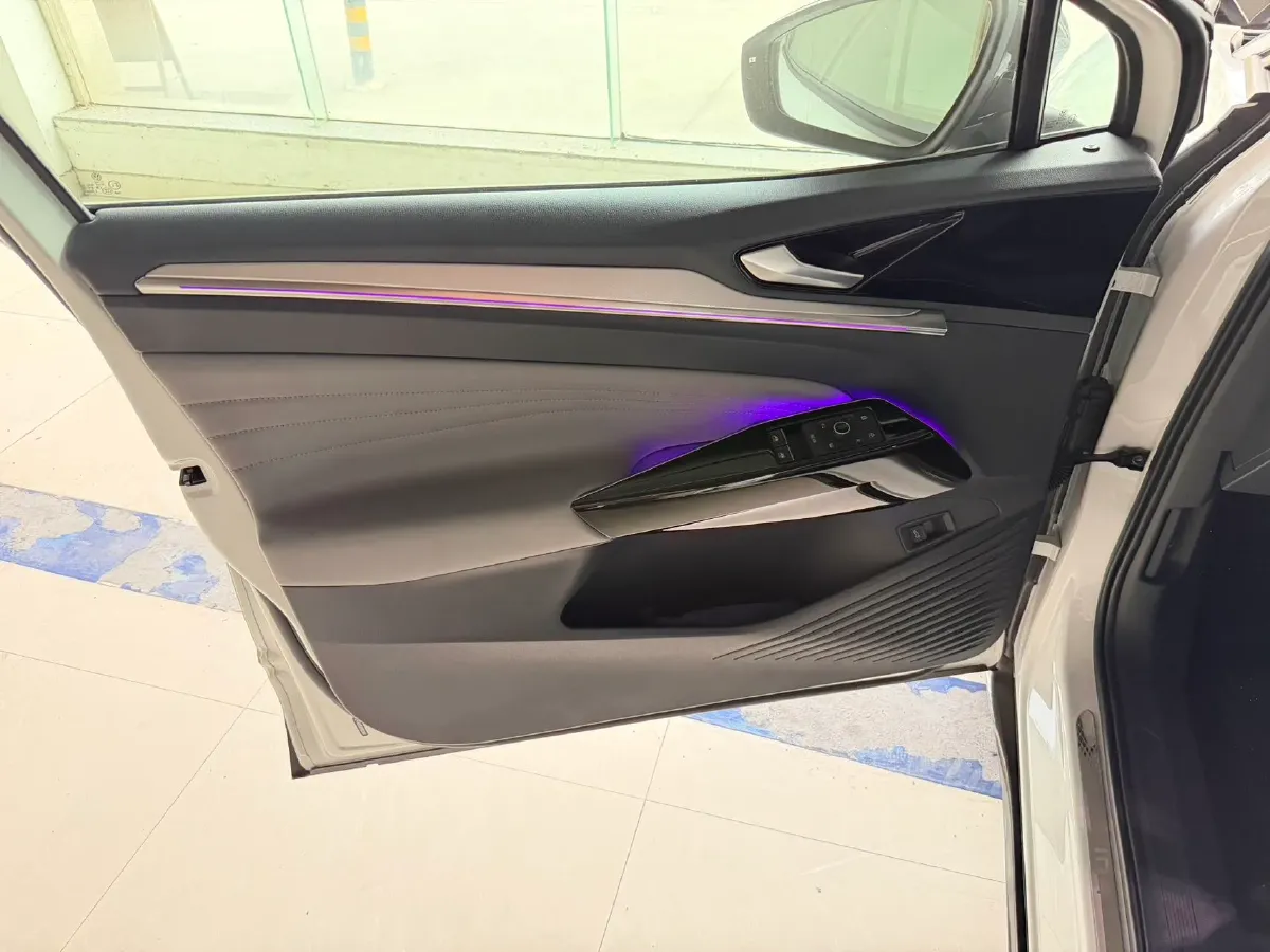 2024 Volkswagen ID.4 Crozz BEV 84.8KWH,autocango,china used car exporter,china ev exporter,chinese used car exporter,chinese used ev exporter