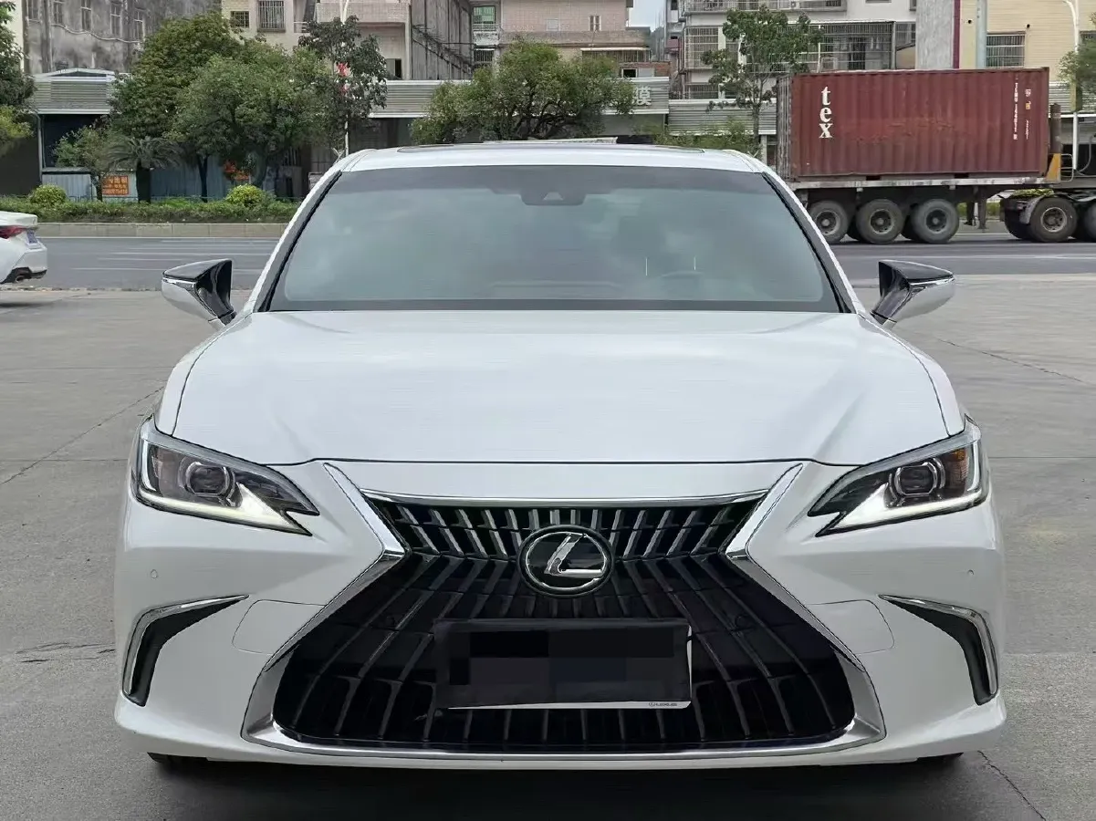 2020 Lexus ES 2.0L 173HP L4 CVT,autocango,china used car exporter,china ev exporter,chinese used car exporter,chinese used ev exporter
