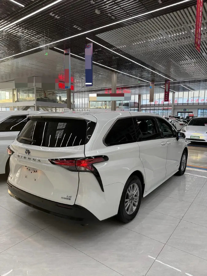 2021 Toyota Sienna 2.5L 192HP L4 E-CVT Hybrid,autocango,china used car exporter,china ev exporter,chinese used car exporter,chinese used ev exporter