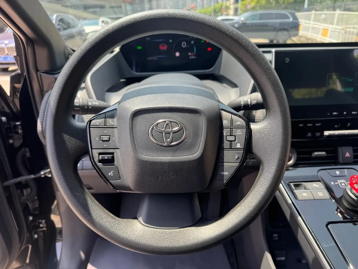 2022 Toyota bZ4X BEV 50.3KWH,autocango,china used car exporter,china ev exporter,chinese used car exporter,chinese used ev exporter