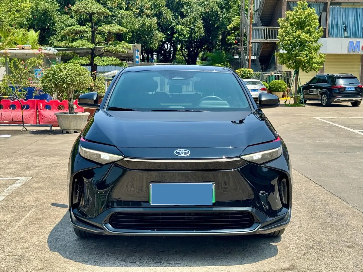 2022 Toyota bZ4X BEV 50.3KWH,autocango,china used car exporter,china ev exporter,chinese used car exporter,chinese used ev exporter