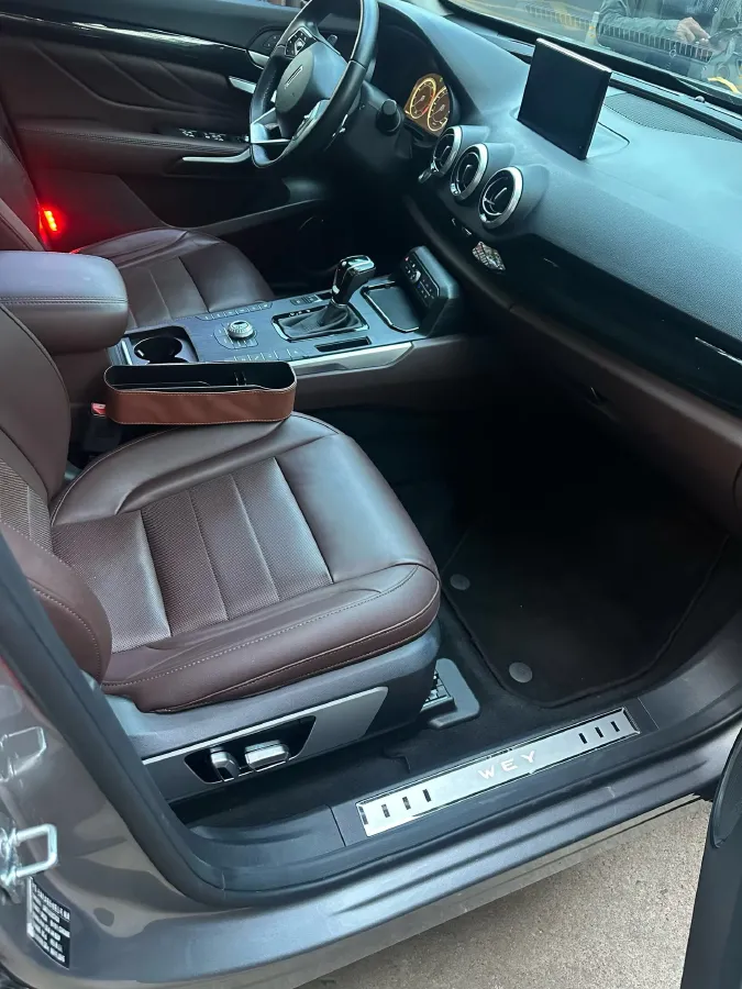 2017 WEY VV7 2.0T 234HP L4 7DCT,autocango,china used car exporter,china ev exporter,chinese used car exporter,chinese used ev exporter