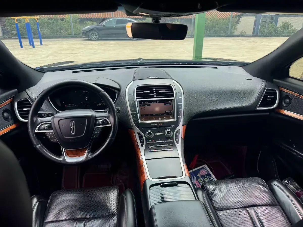 2019 Lincoln Nautilus 2.7T 329HP V6 8AT,autocango,china used car exporter,china ev exporter,chinese used car exporter,chinese used ev exporter