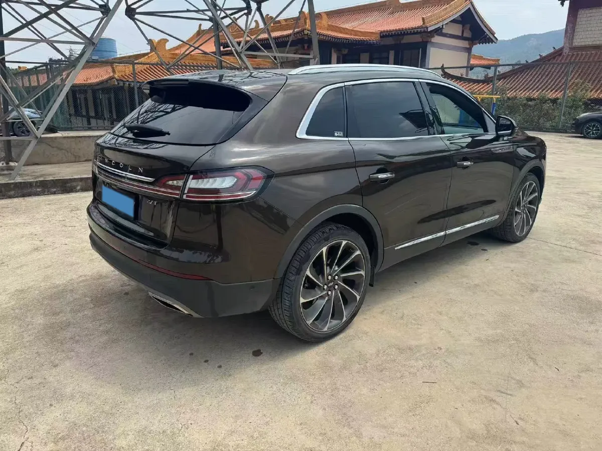 2019 Lincoln Nautilus 2.7T 329HP V6 8AT,autocango,china used car exporter,china ev exporter,chinese used car exporter,chinese used ev exporter
