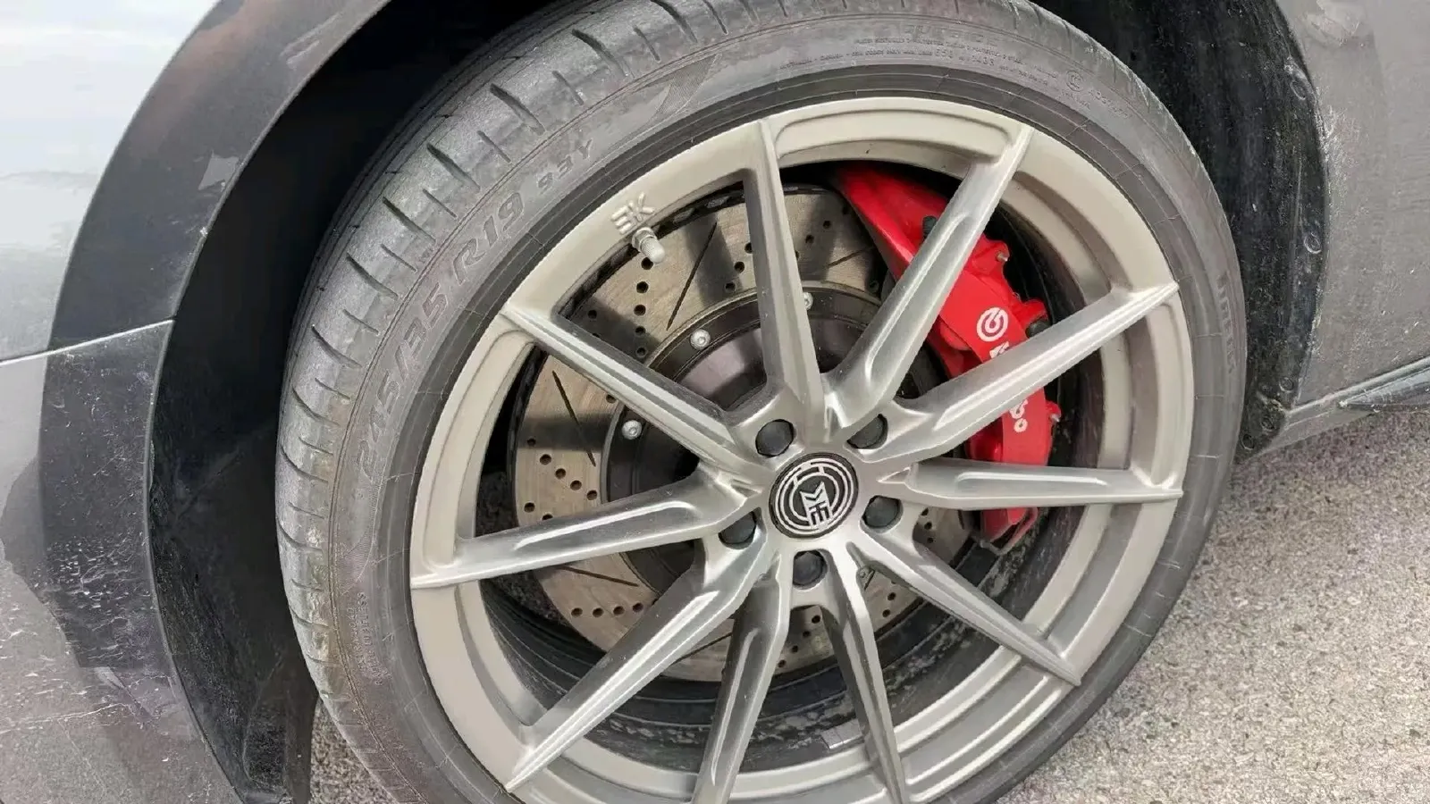 2025 Audi A4L 2.0T 190HP L4 7DCT,autocango,china used car exporter,china ev exporter,chinese used car exporter,chinese used ev exporter