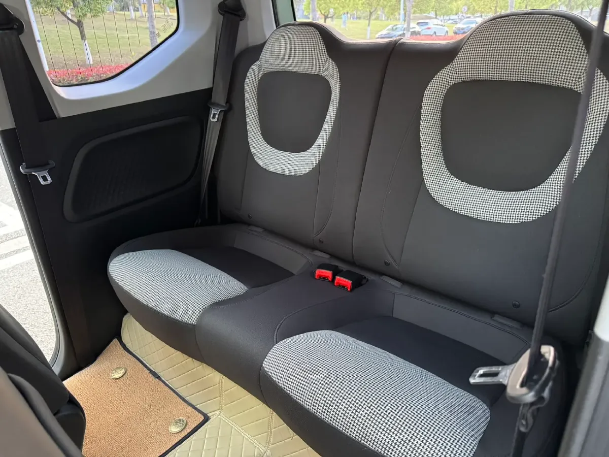 2024 WuLing HongGuang MINI EV BEV 17.3KWH,autocango,china used car exporter,china ev exporter,chinese used car exporter,chinese used ev exporter