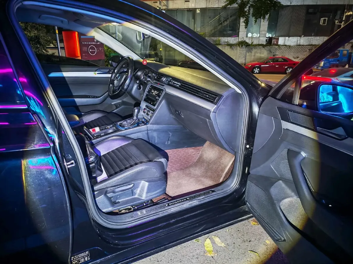 2019 Citroen C6 1.6T 170HP L4 6AT,autocango,china used car exporter,china ev exporter,chinese used car exporter,chinese used ev exporter