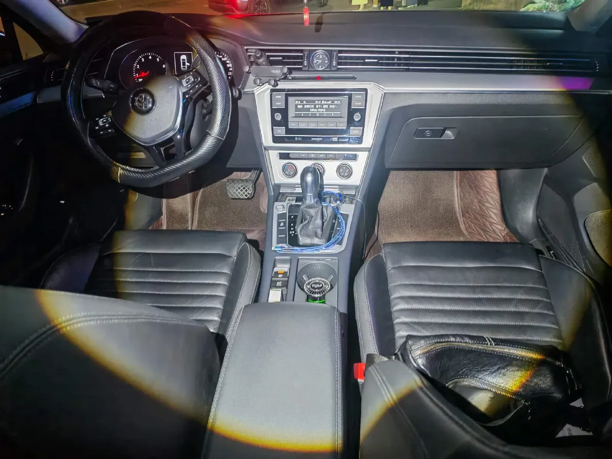 2019 Citroen C6 1.6T 170HP L4 6AT,autocango,china used car exporter,china ev exporter,chinese used car exporter,chinese used ev exporter