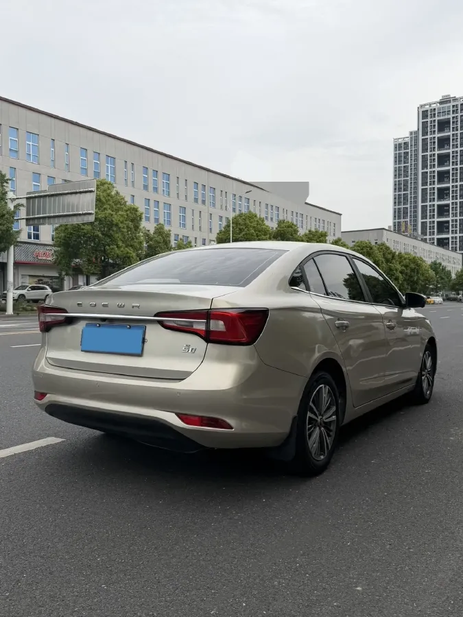2019 Roewe i5 1.5L 120HP L4 CVT,autocango,china used car exporter,china ev exporter,chinese used car exporter,chinese used ev exporter