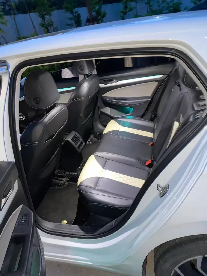 2021 Volkswagen Golf 1.2T 116HP L4 7DCT,autocango,china used car exporter,china ev exporter,chinese used car exporter,chinese used ev exporter