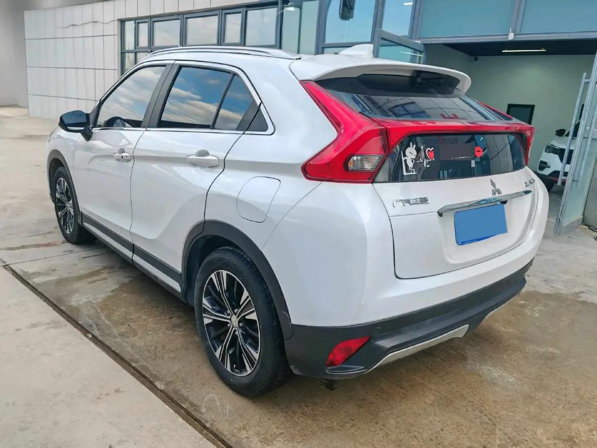 2018 Mitsubishi Eclipse Cross 1.5T 170HP L4 CVT,autocango,china used car exporter,china ev exporter,chinese used car exporter,chinese used ev exporter