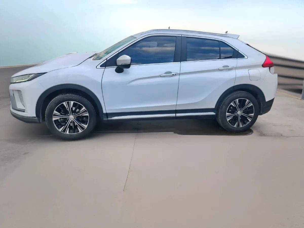 2018 Mitsubishi Eclipse Cross 1.5T 170HP L4 CVT,autocango,china used car exporter,china ev exporter,chinese used car exporter,chinese used ev exporter