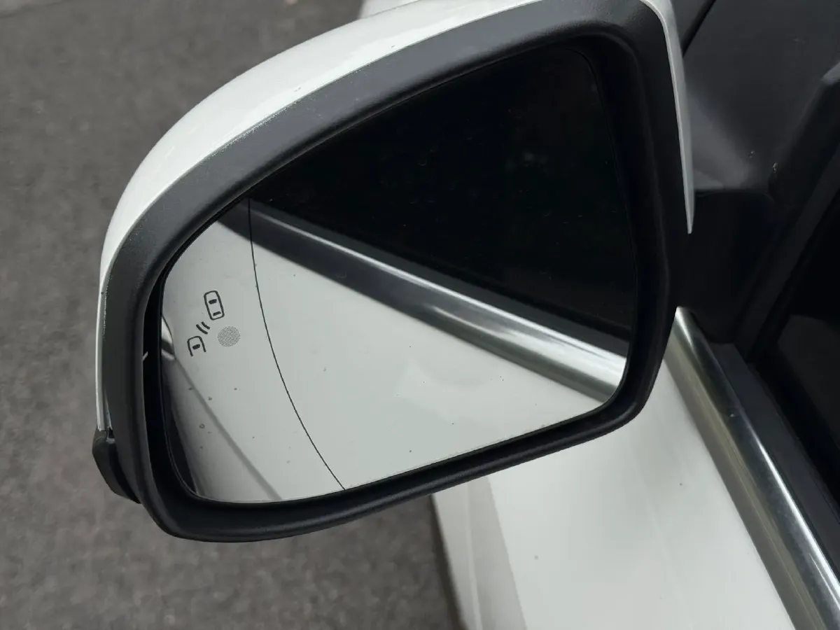 2017 Ford Focus 1.5T 181HP L4 6AT,autocango,china used car exporter,china ev exporter,chinese used car exporter,chinese used ev exporter