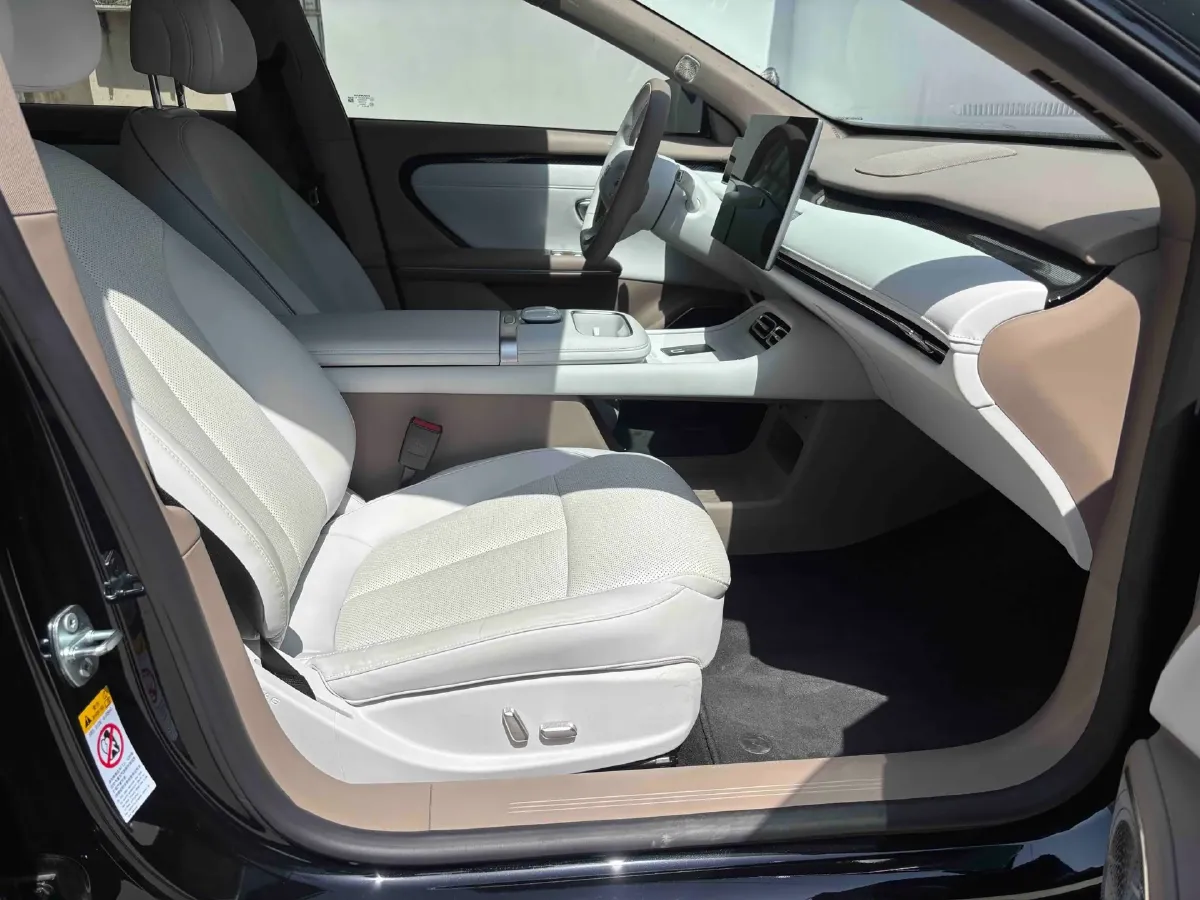 2026 ChangAn QiYuan A06 BEV,autocango,china used car exporter,china ev exporter,chinese used car exporter,chinese used ev exporter