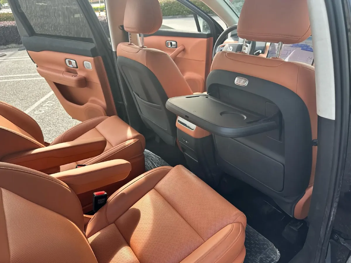 2026 Leapmotor C16 REEV 95HP REEV,autocango,china used car exporter,china ev exporter,chinese used car exporter,chinese used ev exporter