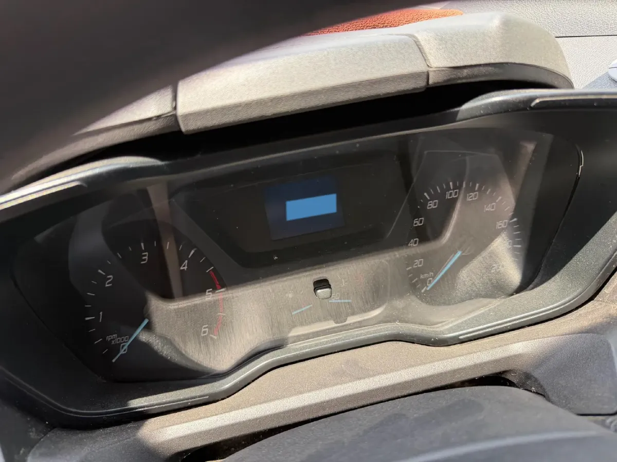 2017 Ford Transit 2.0T 121HP L4 5MT,autocango,china used car exporter,china ev exporter,chinese used car exporter,chinese used ev exporter