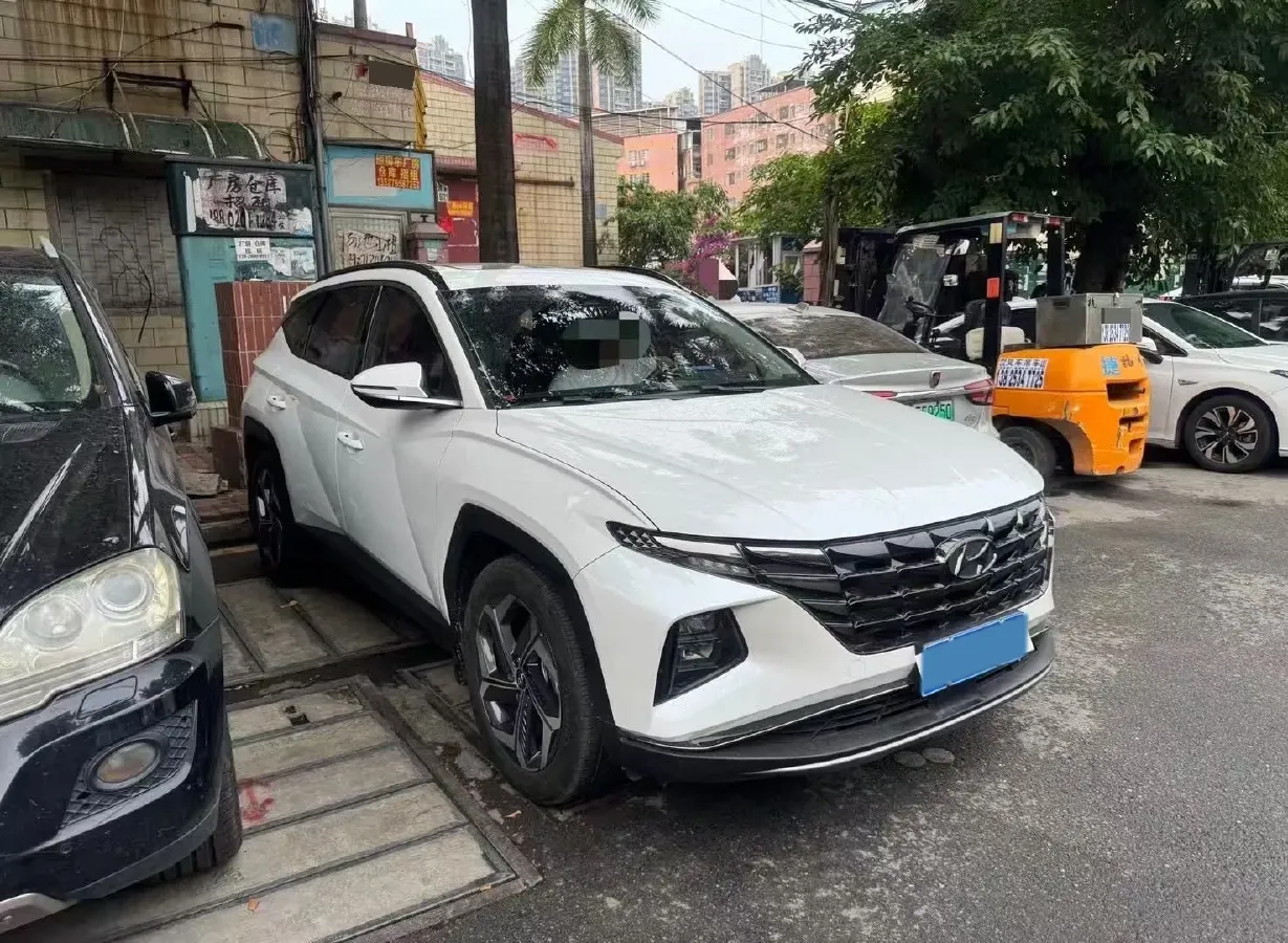 2023 Hyundai Tucson 1.5T 200HP L4 8AT,autocango,china used car exporter,china ev exporter,chinese used car exporter,chinese used ev exporter