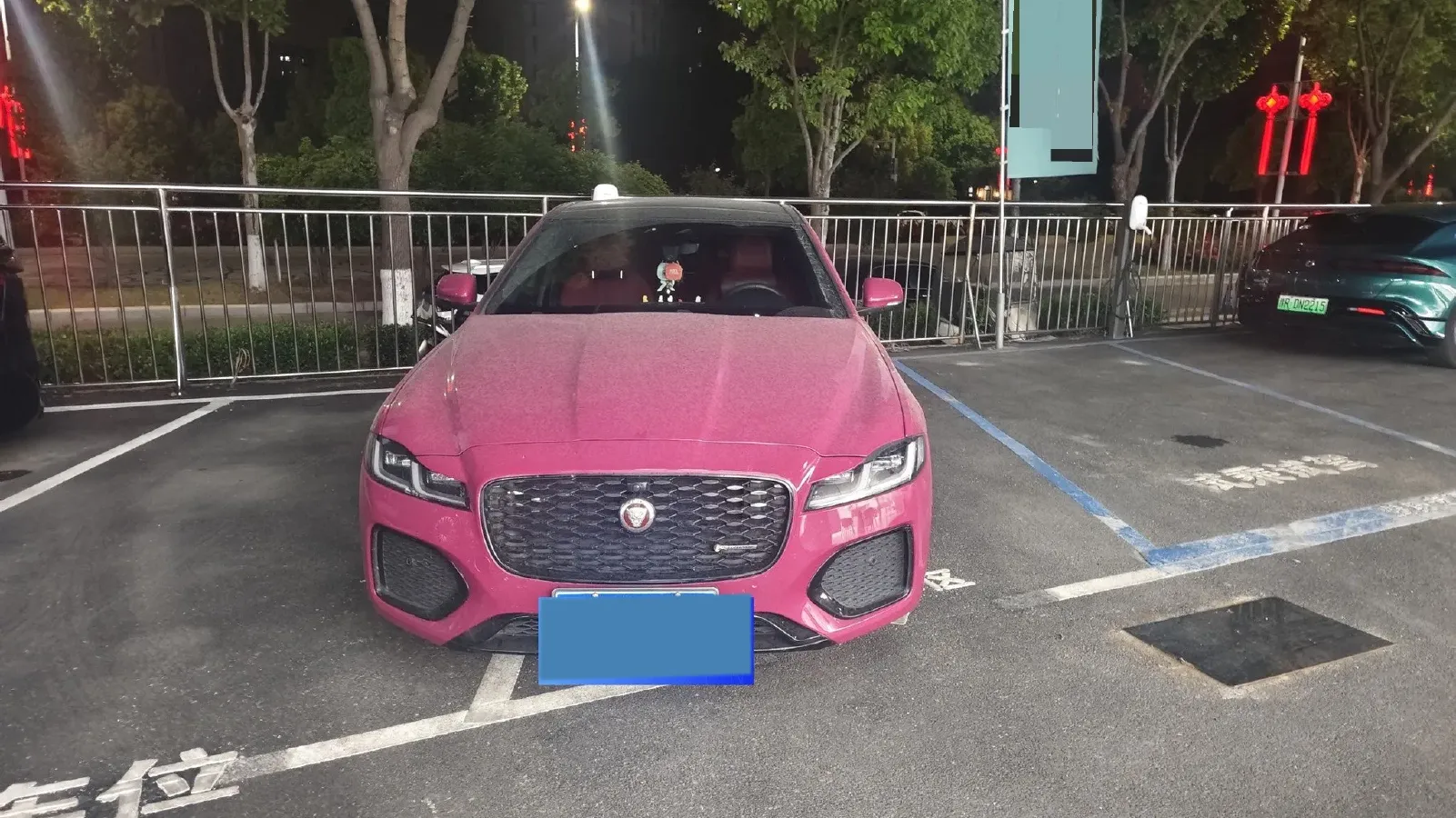 2021 Jaguar XFL 2.0T 250HP L4 8AT,autocango,china used car exporter,china ev exporter,chinese used car exporter,chinese used ev exporter