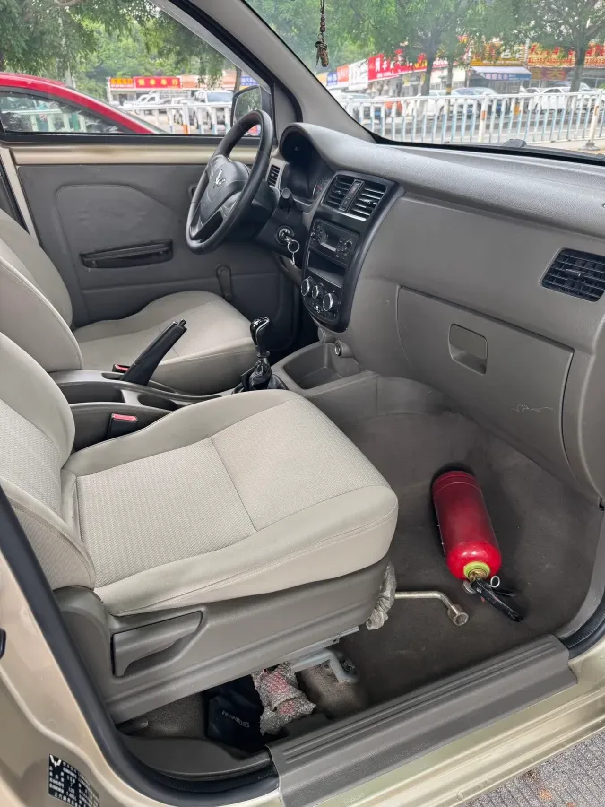 2016 WuLing RongGuang V 1.5L 112HP L4 5MT,autocango,china used car exporter,china ev exporter,chinese used car exporter,chinese used ev exporter