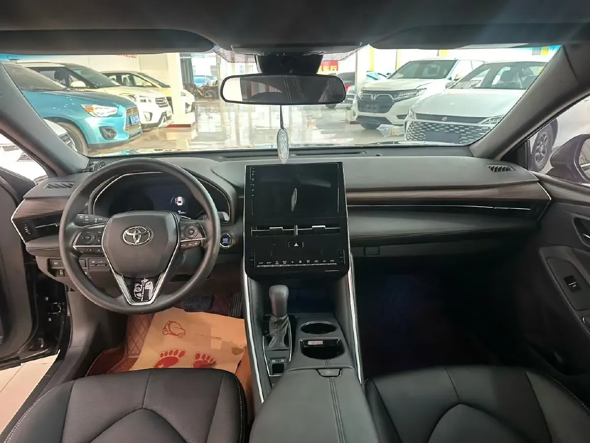 2026 HongQi HS6 PHEV 1.5T 150HP L4 1DHT PHEV,autocango,china used car exporter,china ev exporter,chinese used car exporter,chinese used ev exporter