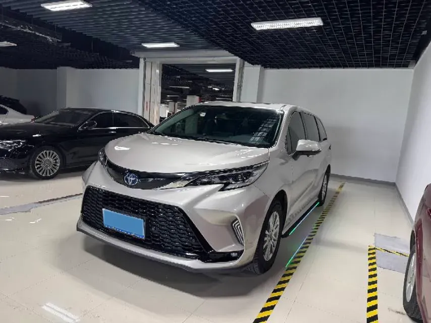 2021 Toyota Sienna 2.5L 192HP L4 E-CVT Hybrid,autocango,china used car exporter,china ev exporter,chinese used car exporter,chinese used ev exporter