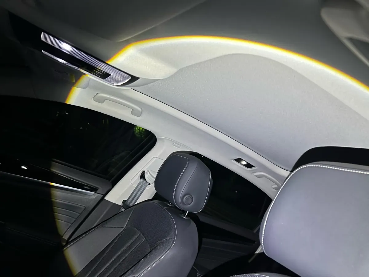 2024 Volkswagen Passat 2.0T 186HP L4 7DCT,autocango,china used car exporter,china ev exporter,chinese used car exporter,chinese used ev exporter