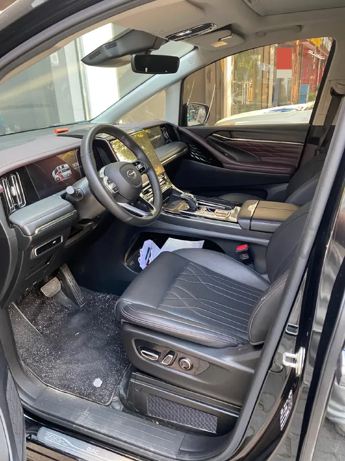 2023 GAC Trumpchi M8 2.0T 252HP L4 8AT,autocango,china used car exporter,china ev exporter,chinese used car exporter,chinese used ev exporter