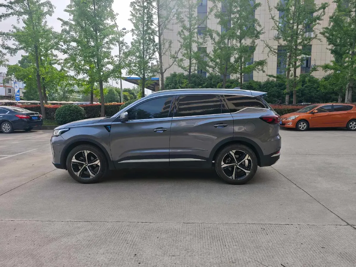 2021 Chery Tiggo 7 Plus 1.6T 197HP L4 7DCT,autocango,china used car exporter,china ev exporter,chinese used car exporter,chinese used ev exporter