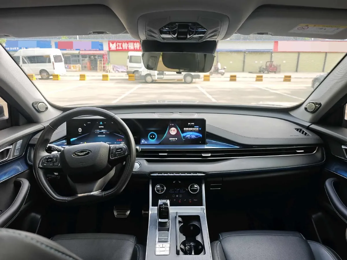 2021 Chery Tiggo 7 Plus 1.6T 197HP L4 7DCT,autocango,china used car exporter,china ev exporter,chinese used car exporter,chinese used ev exporter