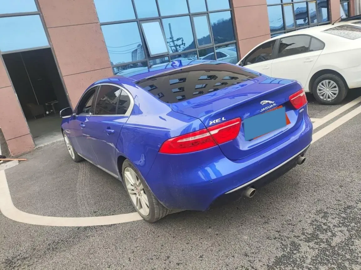 2019 Land Rover Discovery Sport 2.0T 200HP L4 9AT,autocango,china used car exporter,china ev exporter,chinese used car exporter,chinese used ev exporter